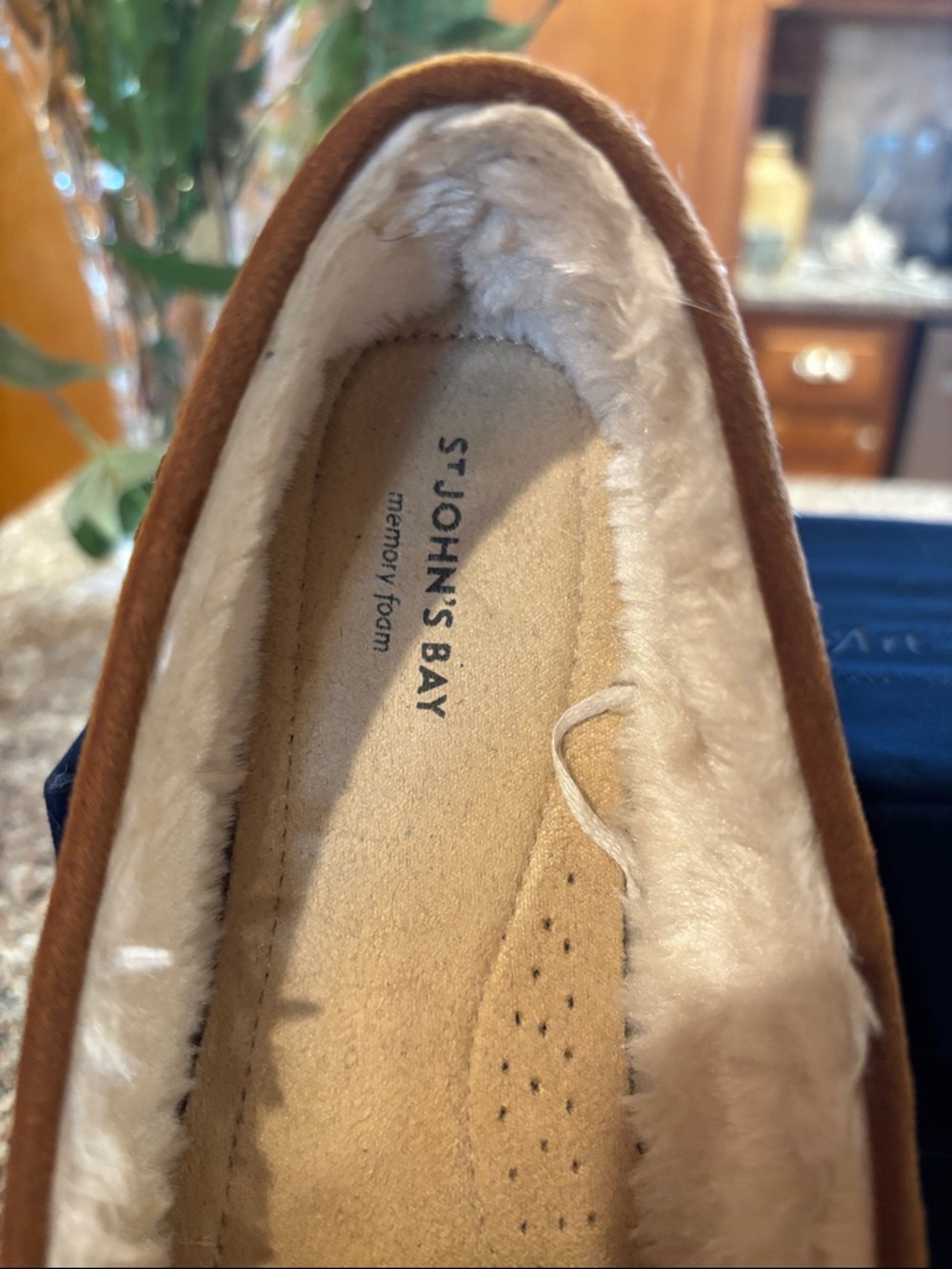 St. John's Bay Women's Chestnut Suede Fleece-Lined Moccasins       Size 8.5 - Picture 2 of 14